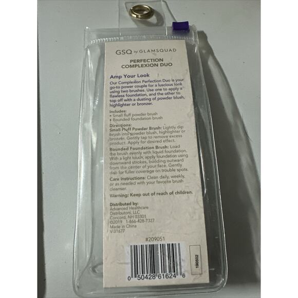 GSQ by Glam Squad Perfection Complexion Duo Pack Fluff Powder & Foundation Brush - Picture 2 of 2